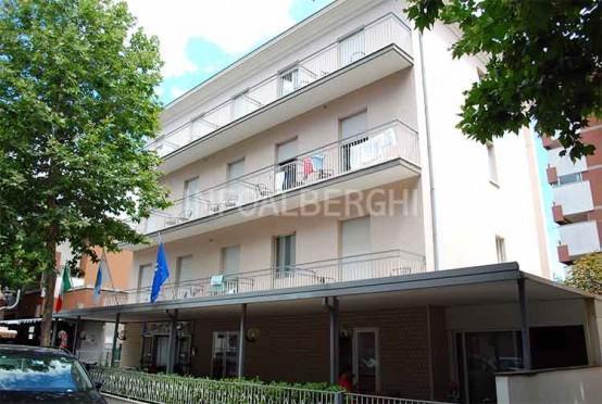 Hotel Cecchini Marebello エクステリア 写真